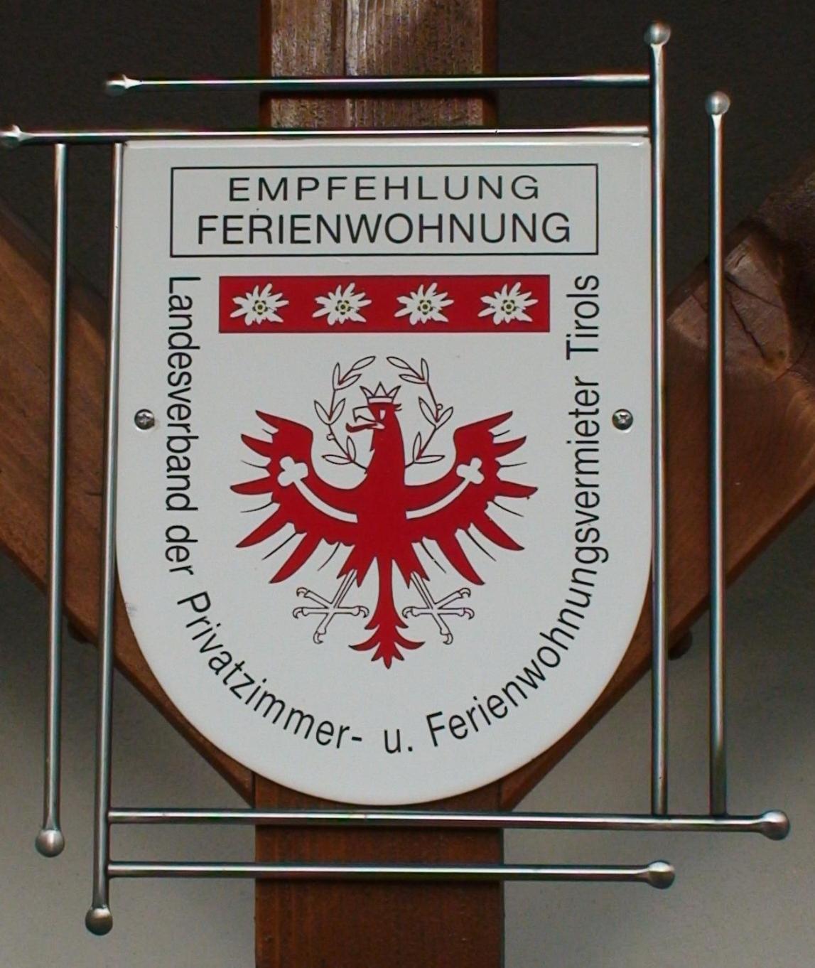 Haus Alpin Apartments Pettneu am Arlberg Eksteriør billede